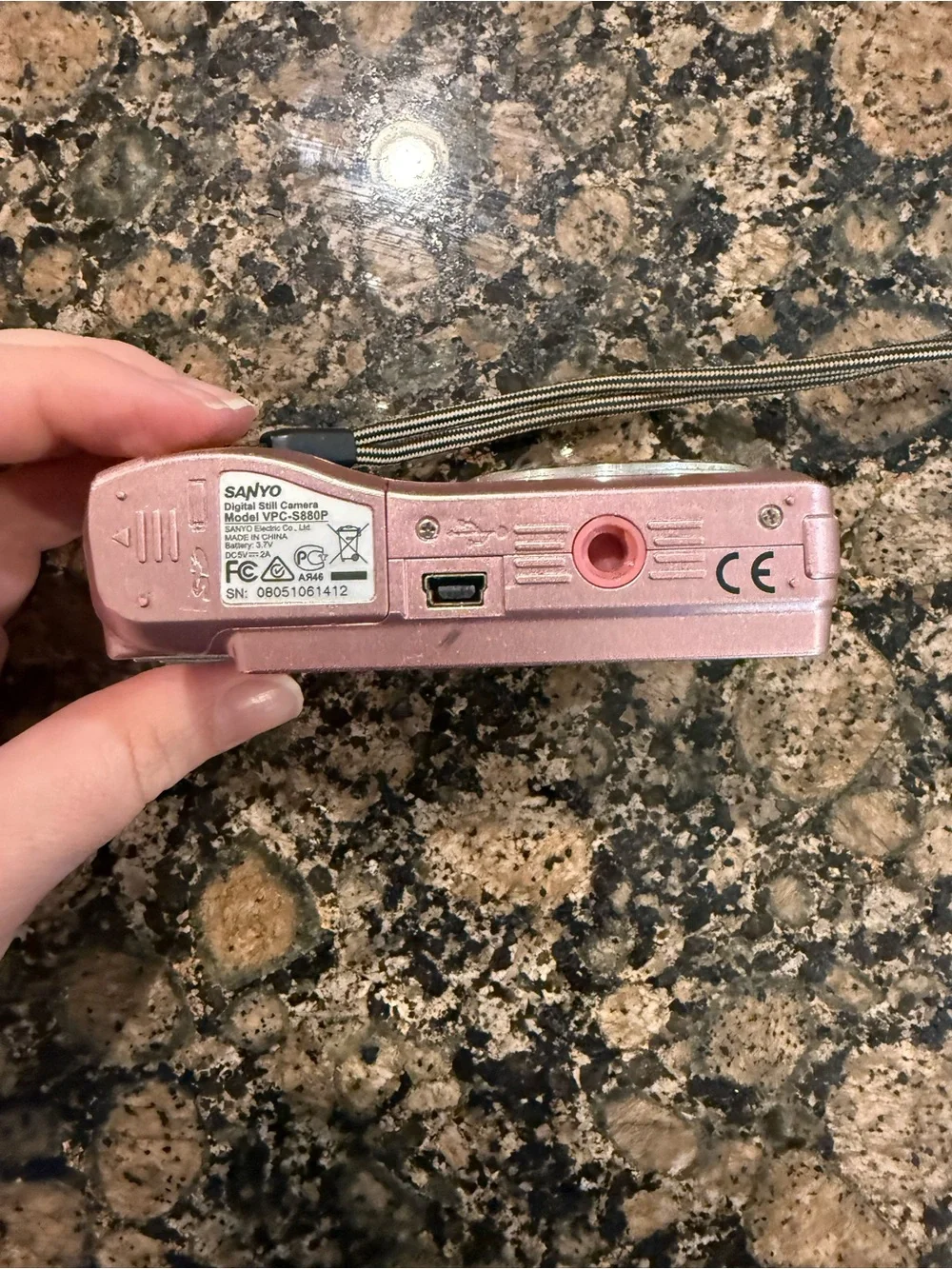 Sanyo VPC-S880P Digital Camera 8.1MP 3X Optical Zoom Pink